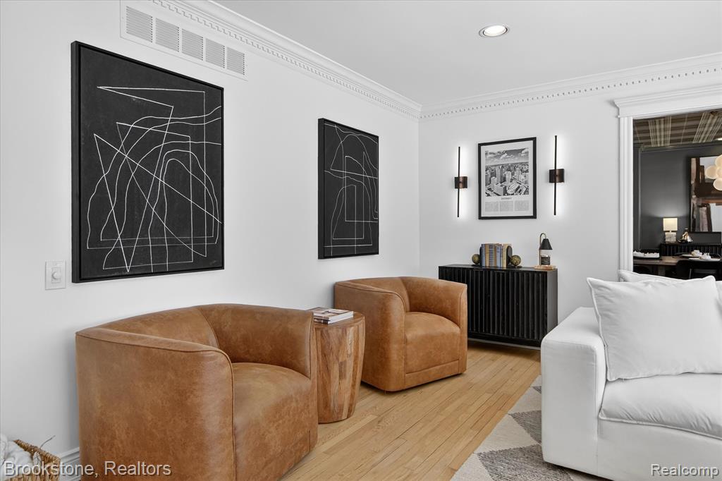 754 N Valley Chase Road, Bloomfield Hills, MI 48304 — Photo 17