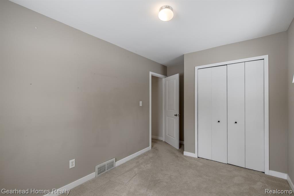 12749 Shaffer Road, Davisburg, MI 48350 — Photo 29