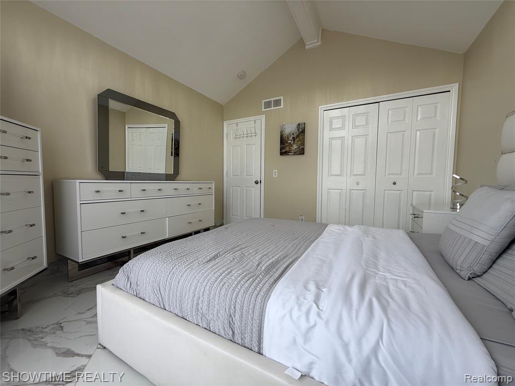 21523 Mackenzie Drive, Macomb, MI 48044 — Photo 23