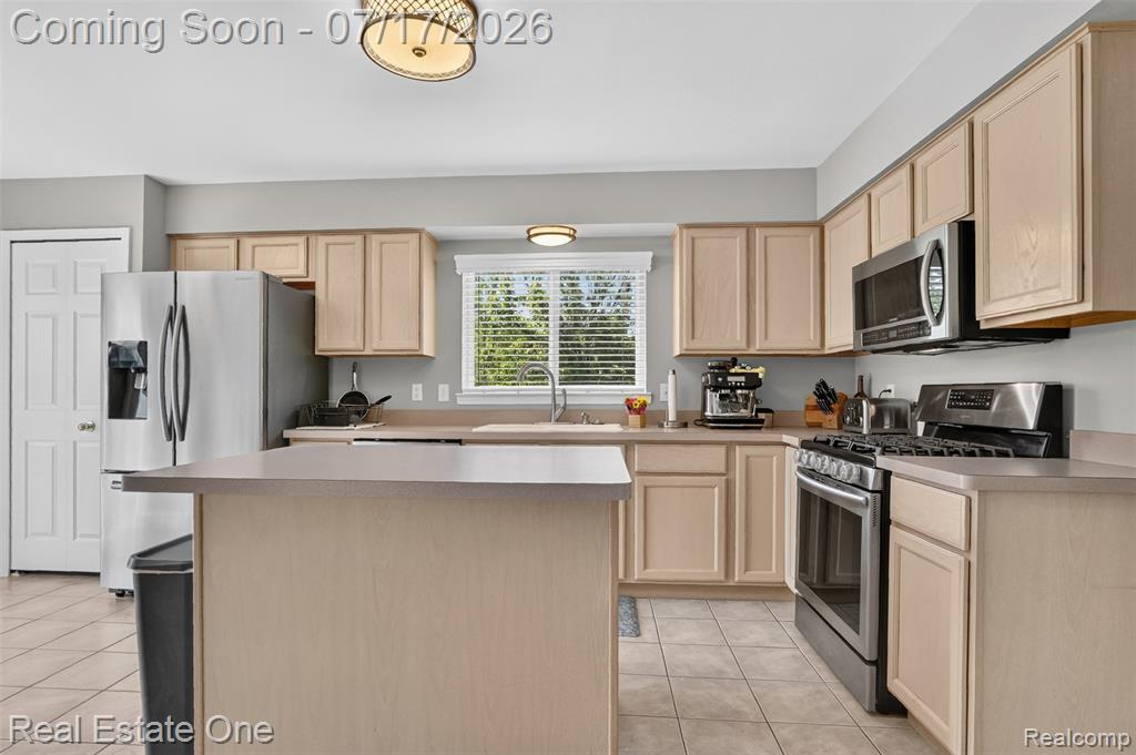 4165 Kristine Court, Canton, MI 48188 — Photo 9