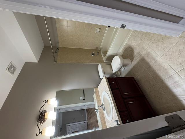 8508 Heywood Circle, Sterling Heights, MI 48312 — Photo 4