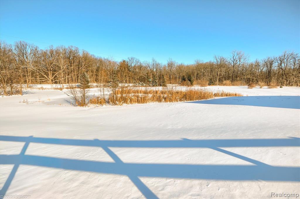 2051 E Oakwood Road, Oxford, MI 48370 — Photo 76