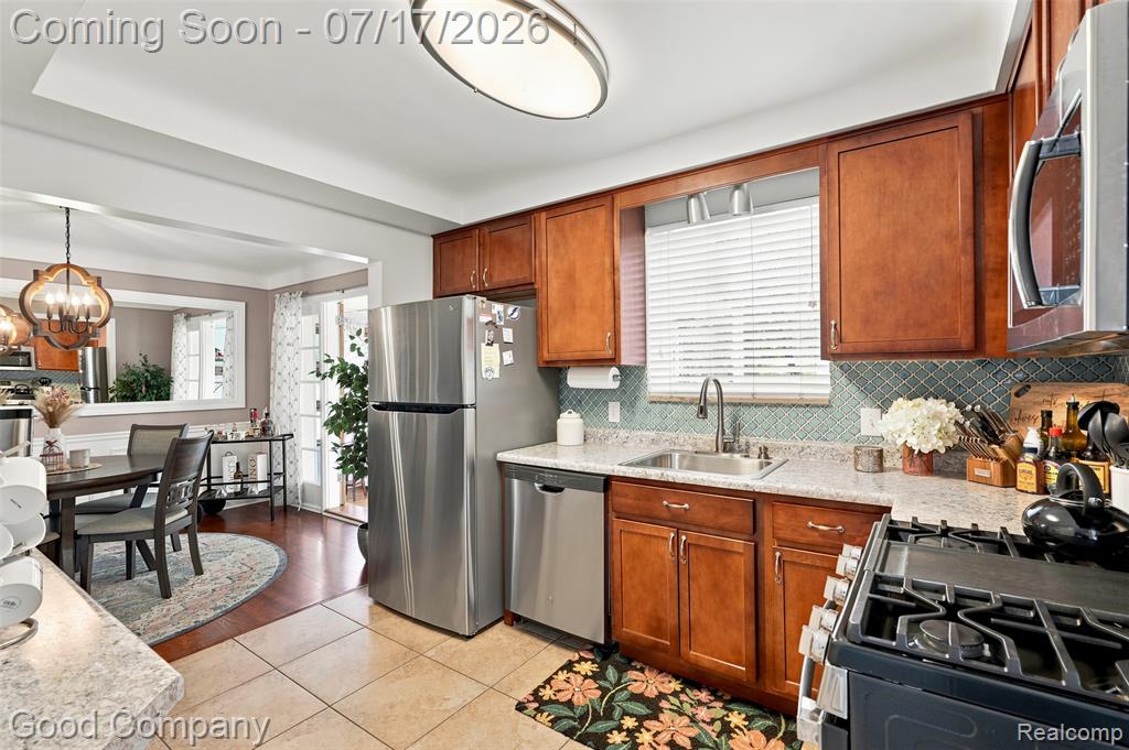 13441 Oak Park Boulevard, Oak Park, MI 48237 — Photo 11