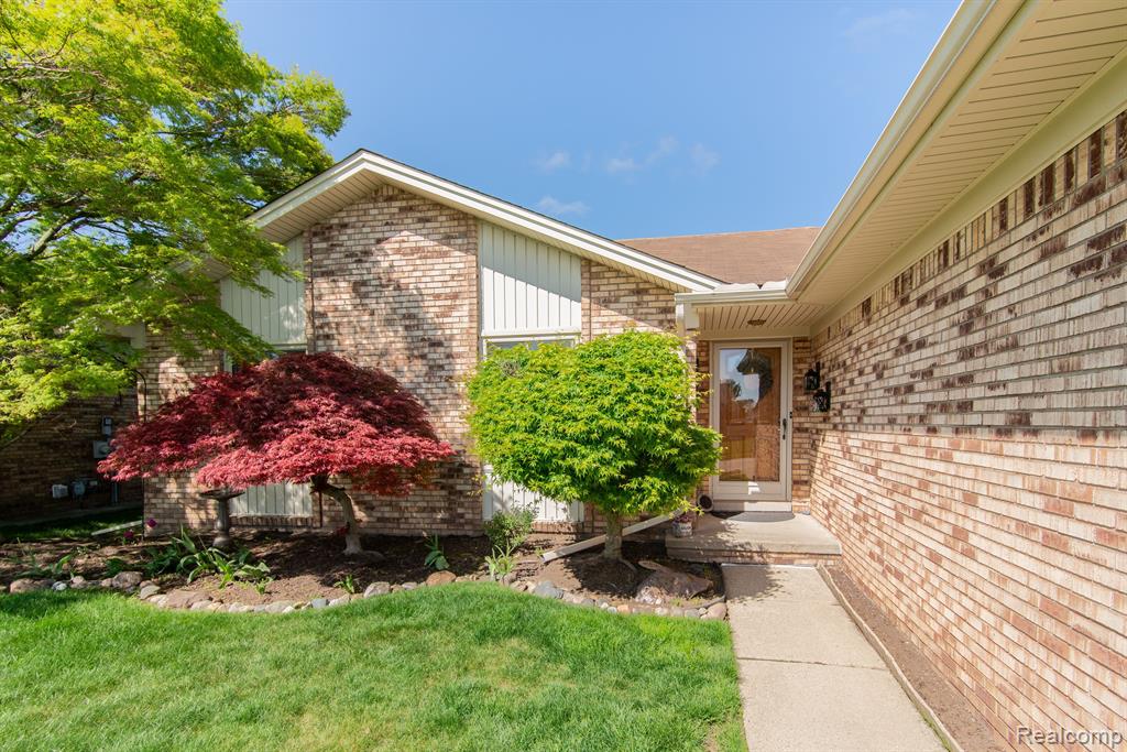 46859 ARAPAHOE Drive, Macomb, MI 48044 — Photo 3