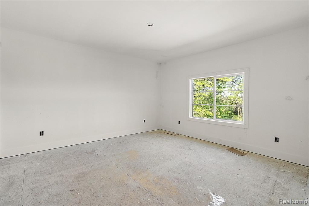 60637 Schoenherr Road Road, Washington, MI — Photo 22