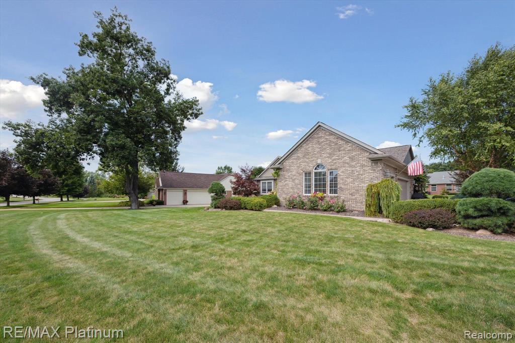 8927 Giovanni Ct, Howell, MI 48855 — Photo 50