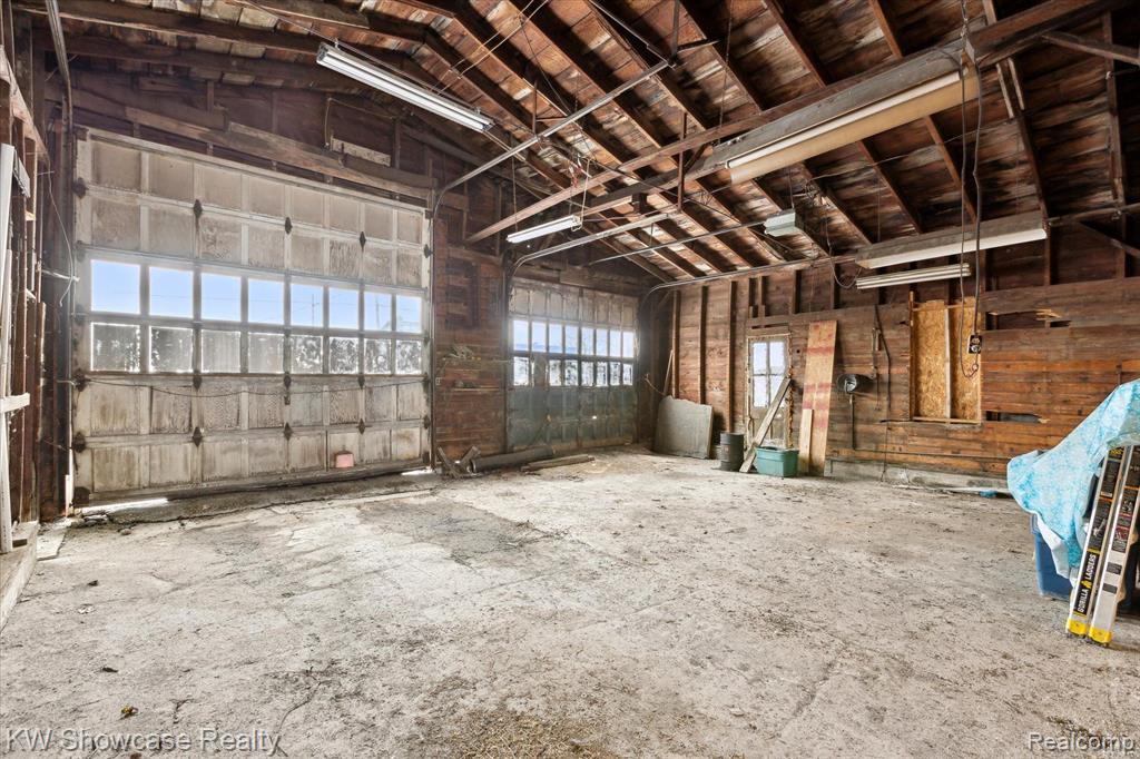17011 LINCOLN Road, New Lothrop, MI 48460 — Photo 21