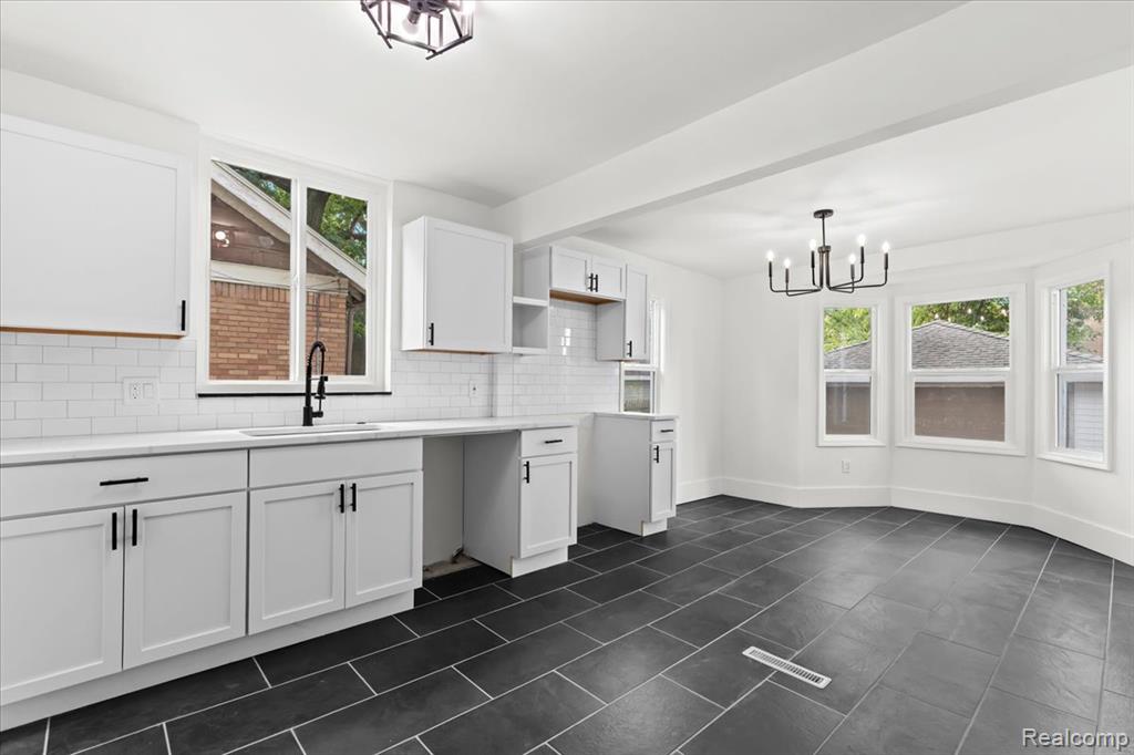 5307 Three Mile Drive, Detroit, MI 48224 — Photo 10