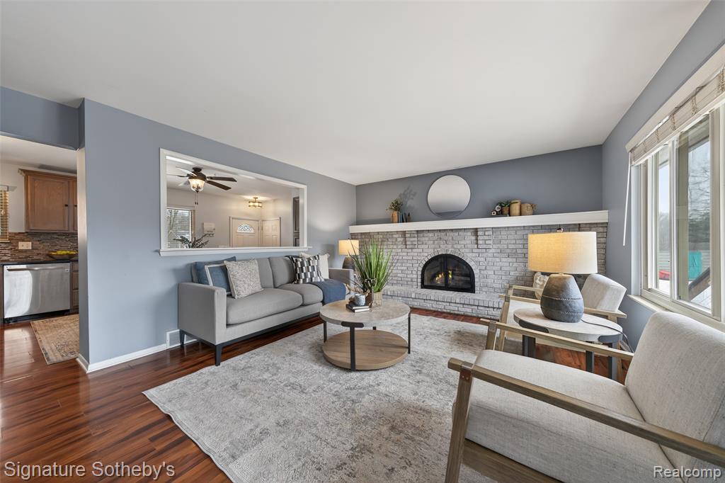 6072 Brockway Street, Commerce Twp, MI 48382 — Photo 3