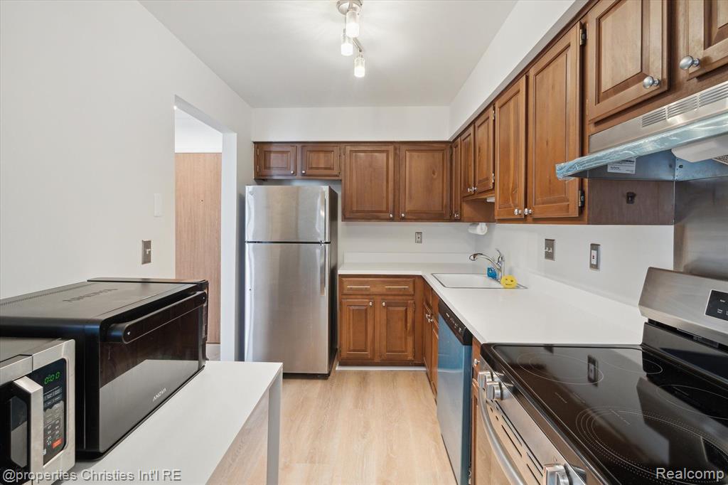 30475 W 14 MILE Road, 95, Farmington Hills, MI 48334 — Photo 7