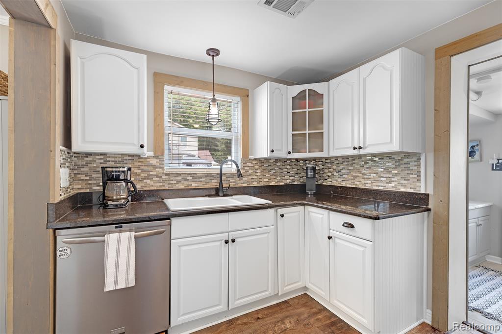 7677 Washburn, Washington, MI — Photo 11