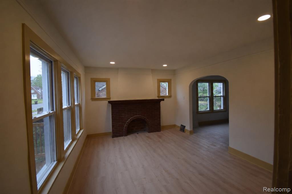 5072 Beaconsfield Street, Detroit, MI 48224 — Photo 12