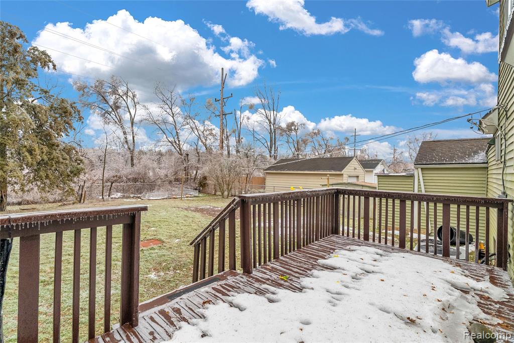 6522 Saline Drive, Waterford, MI 48329 — Photo 27