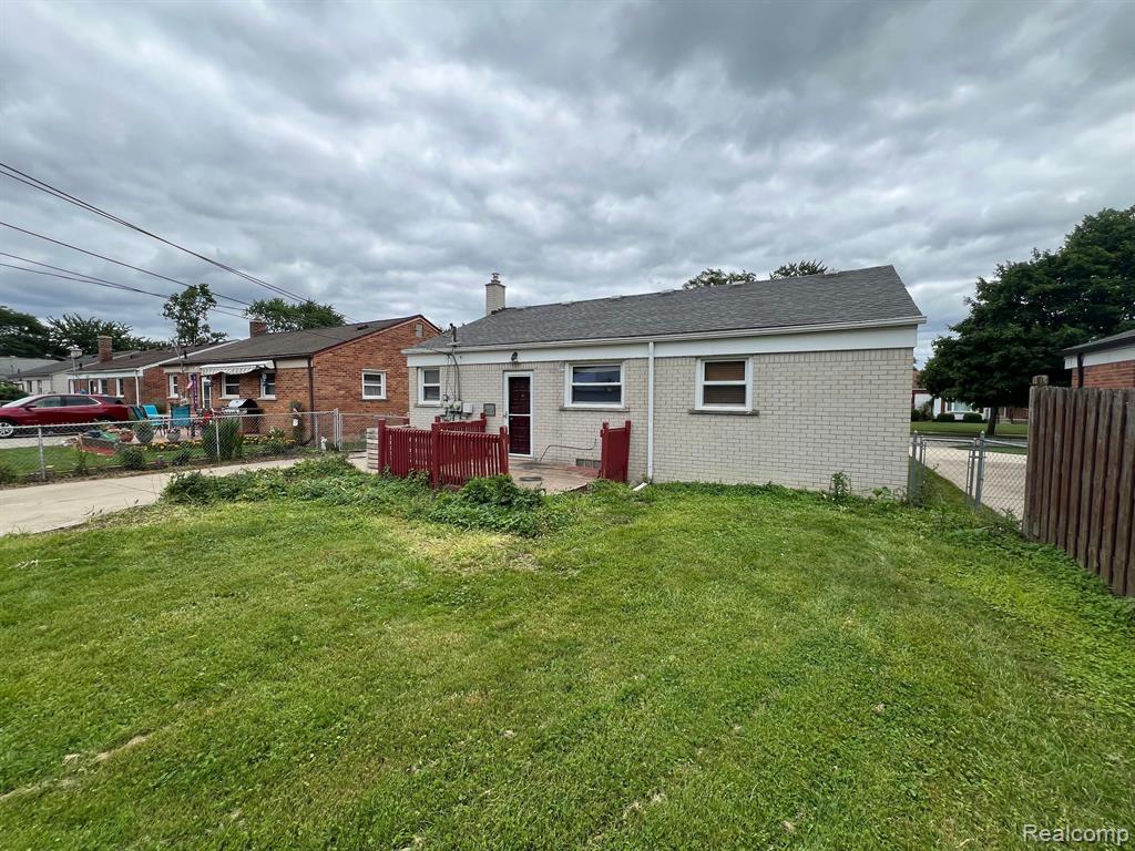 6929 WHITBY Street, Garden City, MI — Photo 21