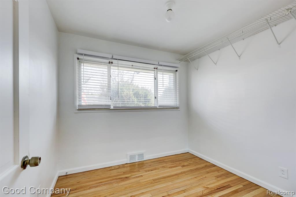 4725 Elmwood Street, Royal Oak, MI 48073 — Photo 4