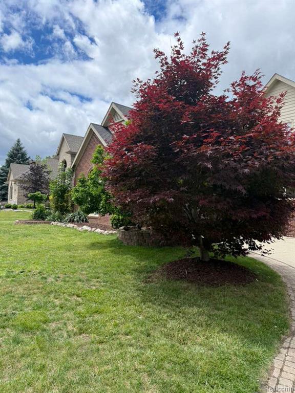 7782 Watford Drive, West Bloomfield, MI — Photo 30