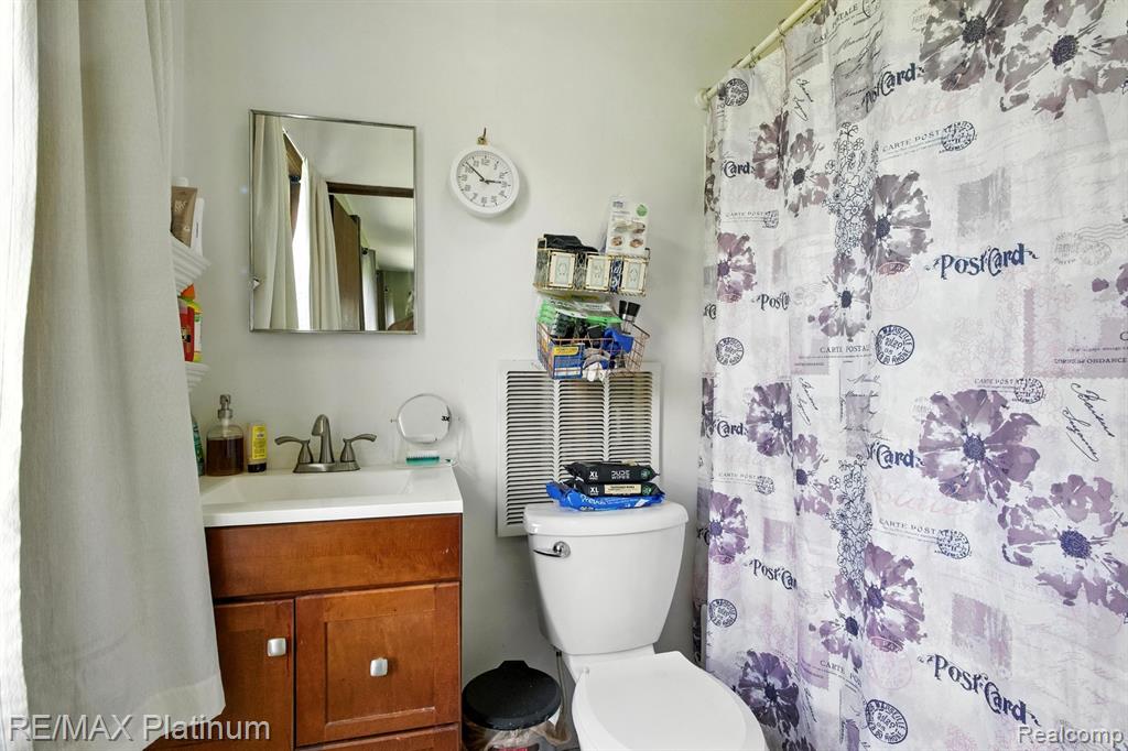 11077 Owosso Road, Fowlerville, MI 48836 — Photo 20