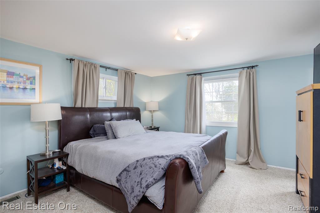 5345 Patterson Drive, Troy, MI 48085 — Photo 17