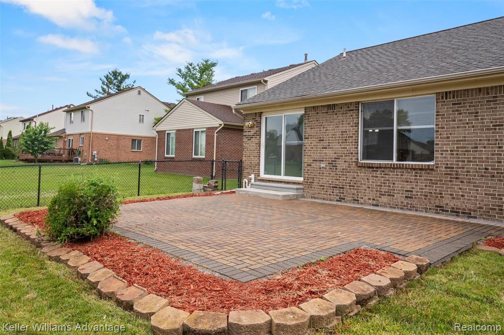 41215 Westfield Circle, Canton, MI 48188 — Photo 7