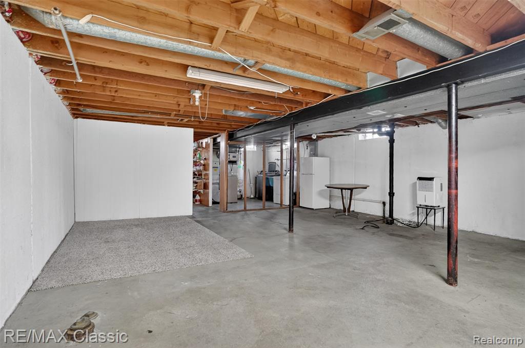 14011 Ken Court, Warren, MI 48088 — Photo 16