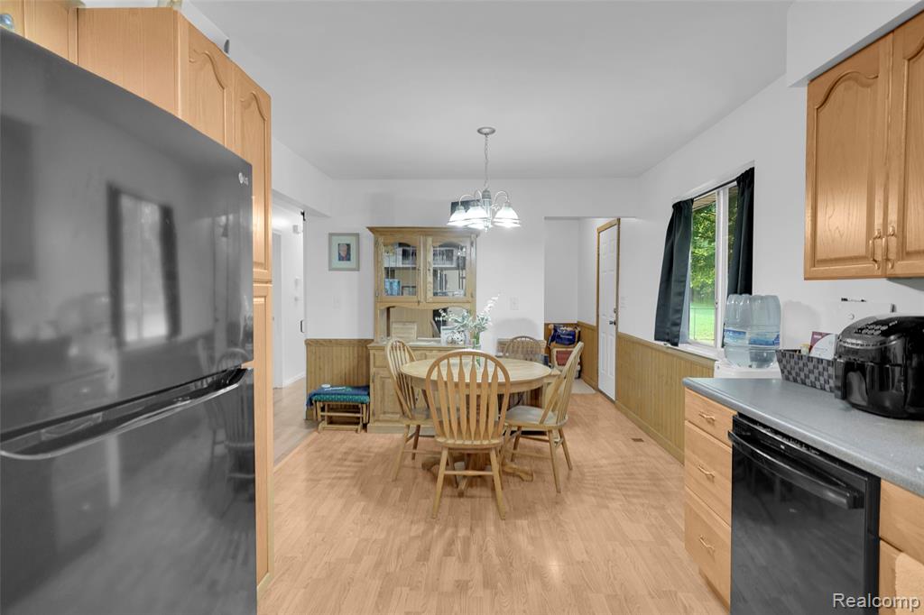 1761 Carriage Lane, Lapeer, MI 48446 — Photo 16