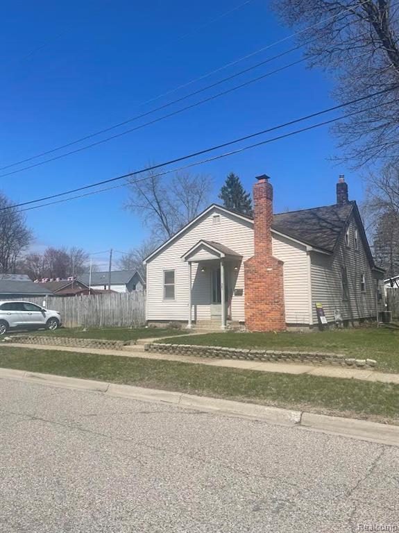 25 Crawford Street, Oxford, MI 48371 — Photo 2