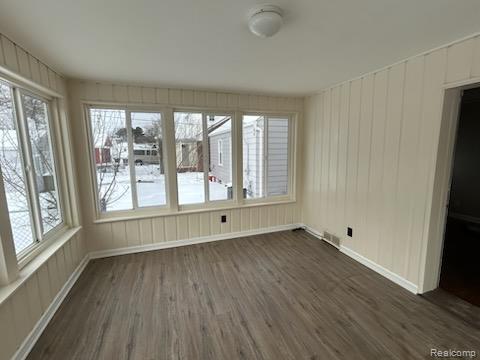 1809 Roslyn Road, Grosse Pointe Woods, MI 48236 — Photo 14