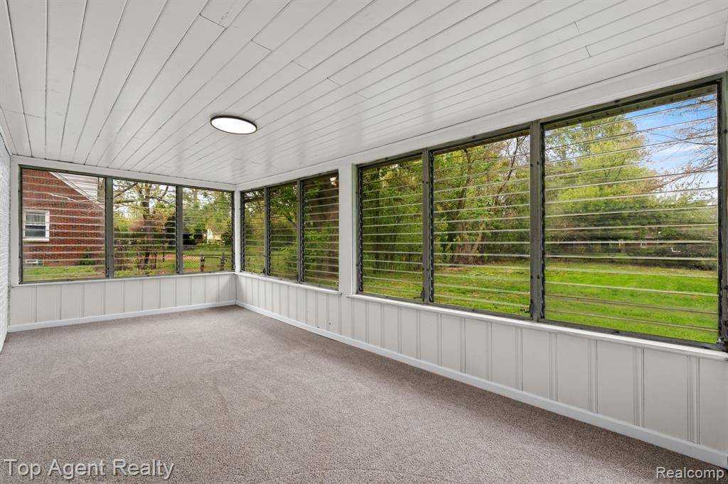 19771 Old Homestead Drive, Harper Woods, MI 48225 — Photo 17