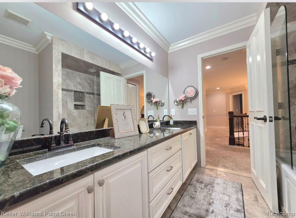 52921 Sawmill Creek Drive, Macomb, MI 48042 — Photo 18