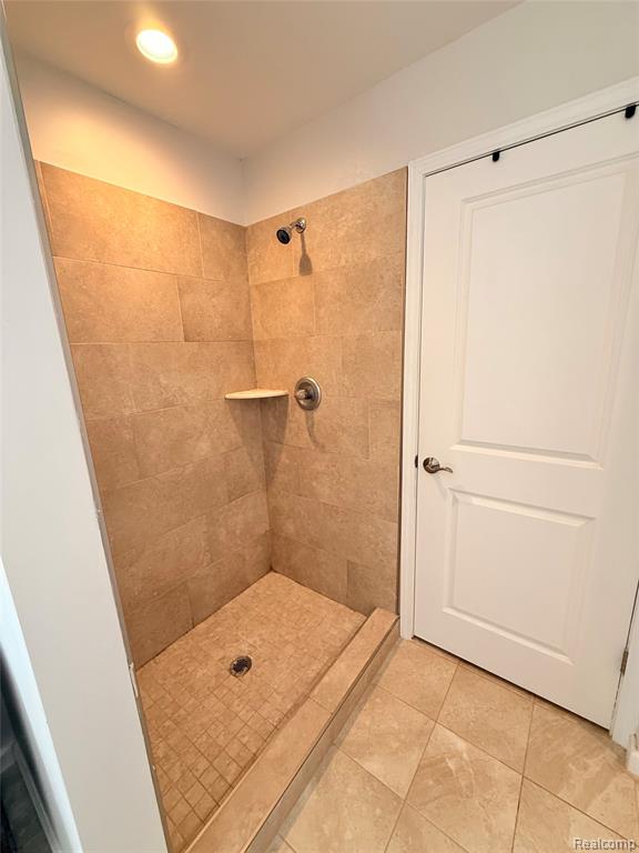 403 Legato Drive, 403, Walled Lake, MI 48390 — Photo 18