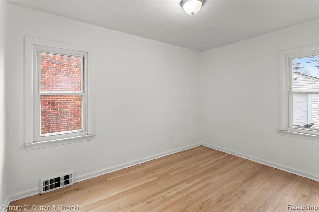 6535 ORCHARD Avenue, Dearborn, MI 48126 — Photo 19