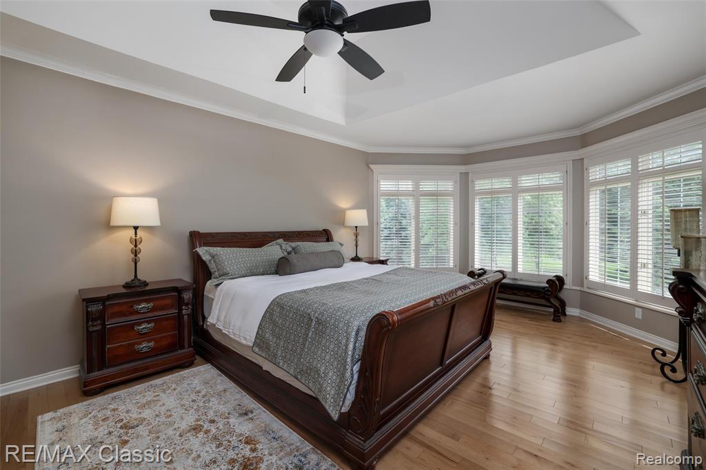 18438 Clairmont Circle E, Northville, MI 48168 — Photo 31