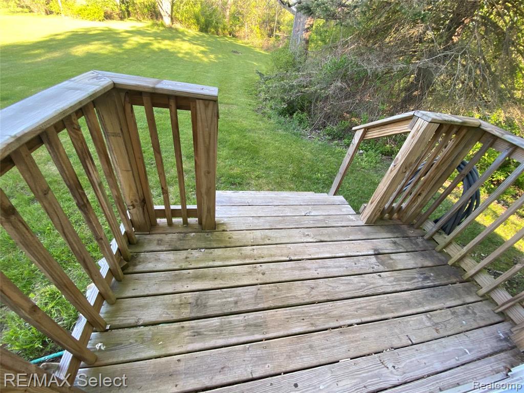 6169 Johnson Road, Flushing, MI 48433 — Photo 13