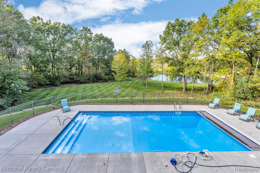 4888 INDIAN CREEK Drive, Jackson, MI 49201 — Photo 49