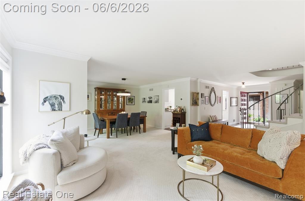 23910 Trailwood Court, 82, Bingham Farms, MI 48025 — Photo 17