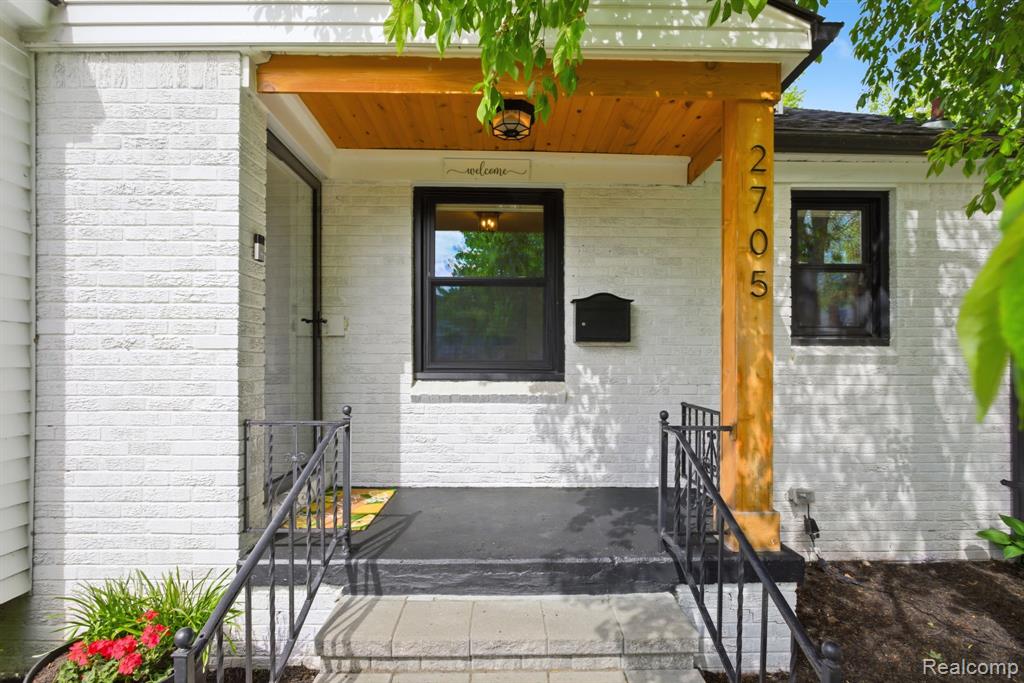 2705 Gardner Avenue, Berkley, MI 48072 — Photo 6