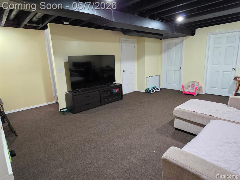 6456 Skylar Lane, Waterford, MI 48327 — Photo 13