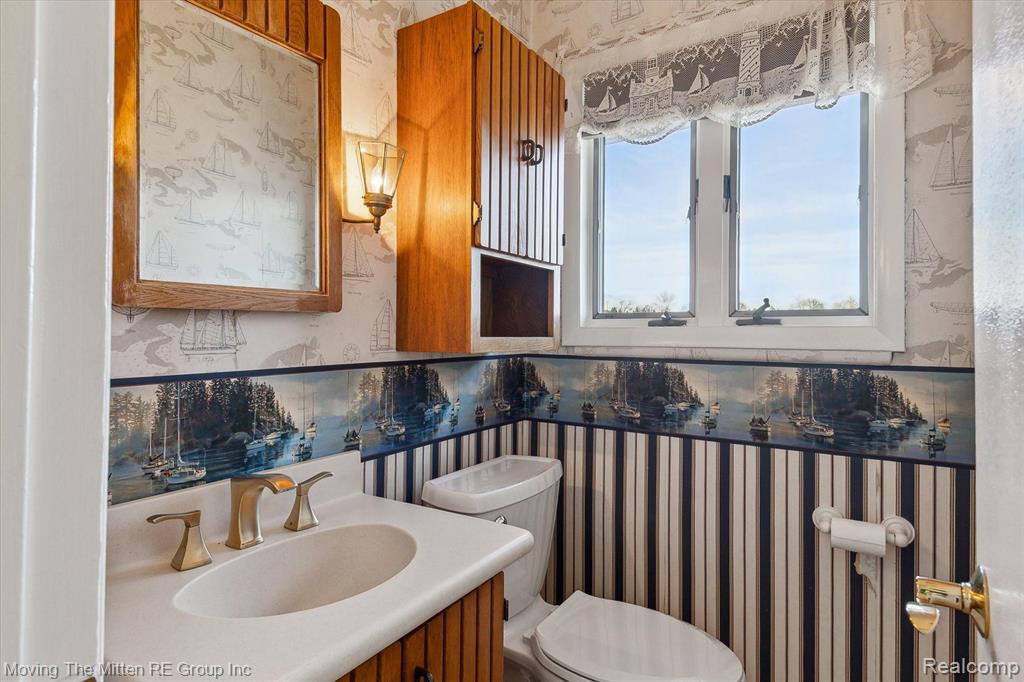 47853 N SHORE Drive, Van Buren, MI 48111 — Photo 22
