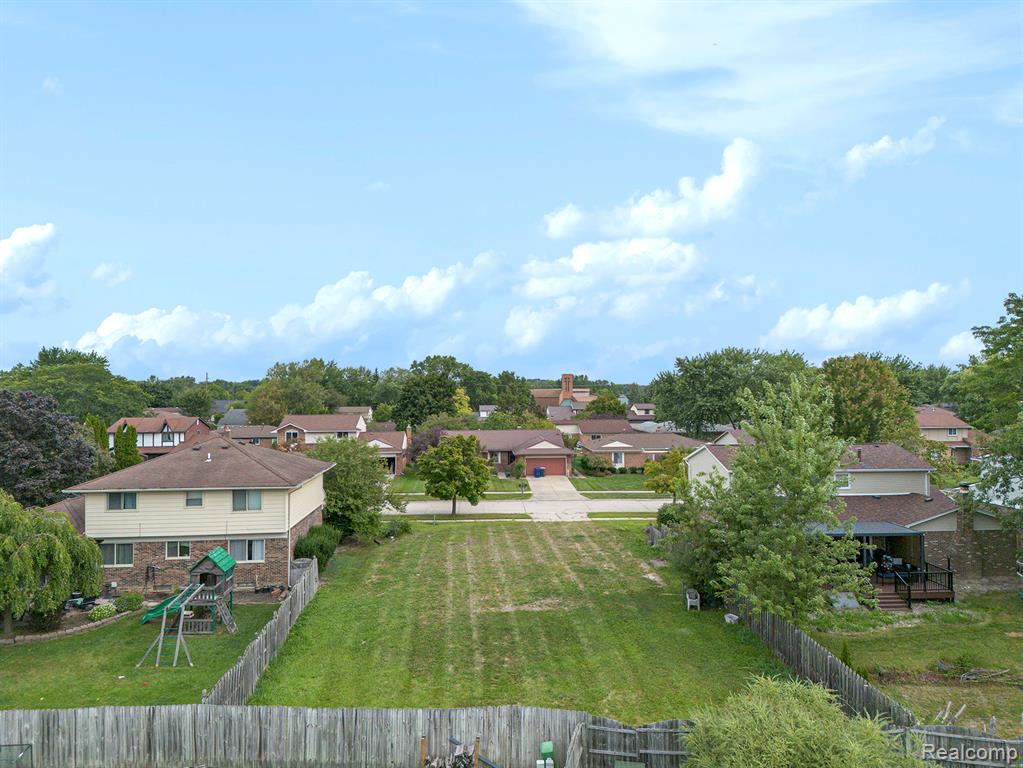 44995 Quaker Hill Drive, Canton, MI 48187 — Photo 2