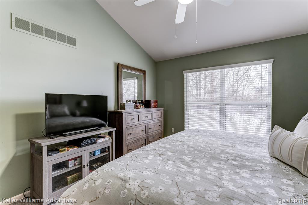 40752 Lenox Park Drive, Novi, MI 48377 — Photo 14