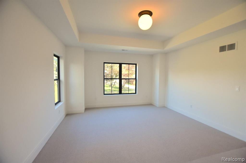 887 REDDING Road, Birmingham, MI 48009 — Photo 18