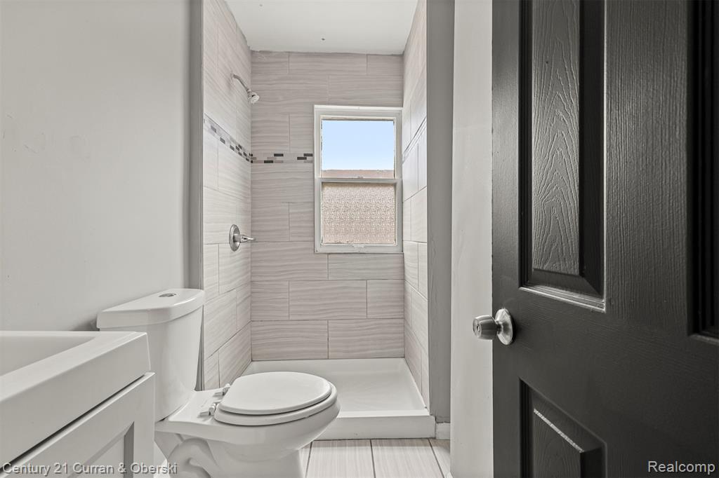 6837 Braun, Center Line, MI 48015 — Photo 14