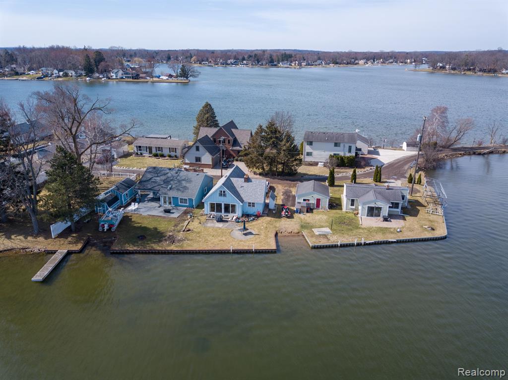 4266 Flynn, Highland, MI 48356 — Photo 2