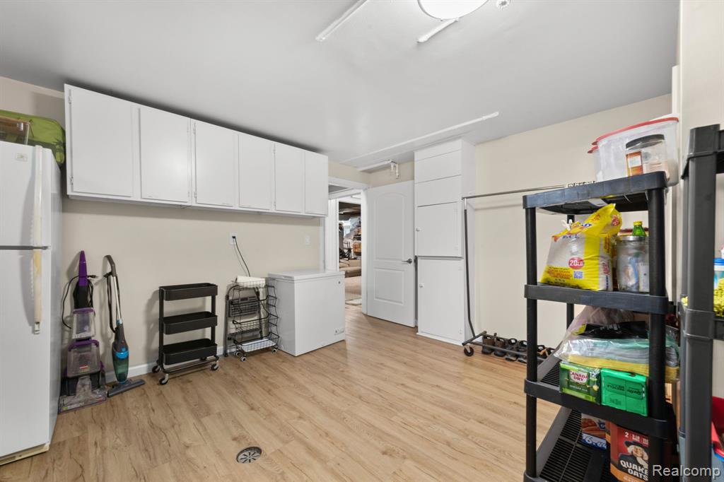 19371 Monica Street, Detroit, MI 48221 — Photo 38