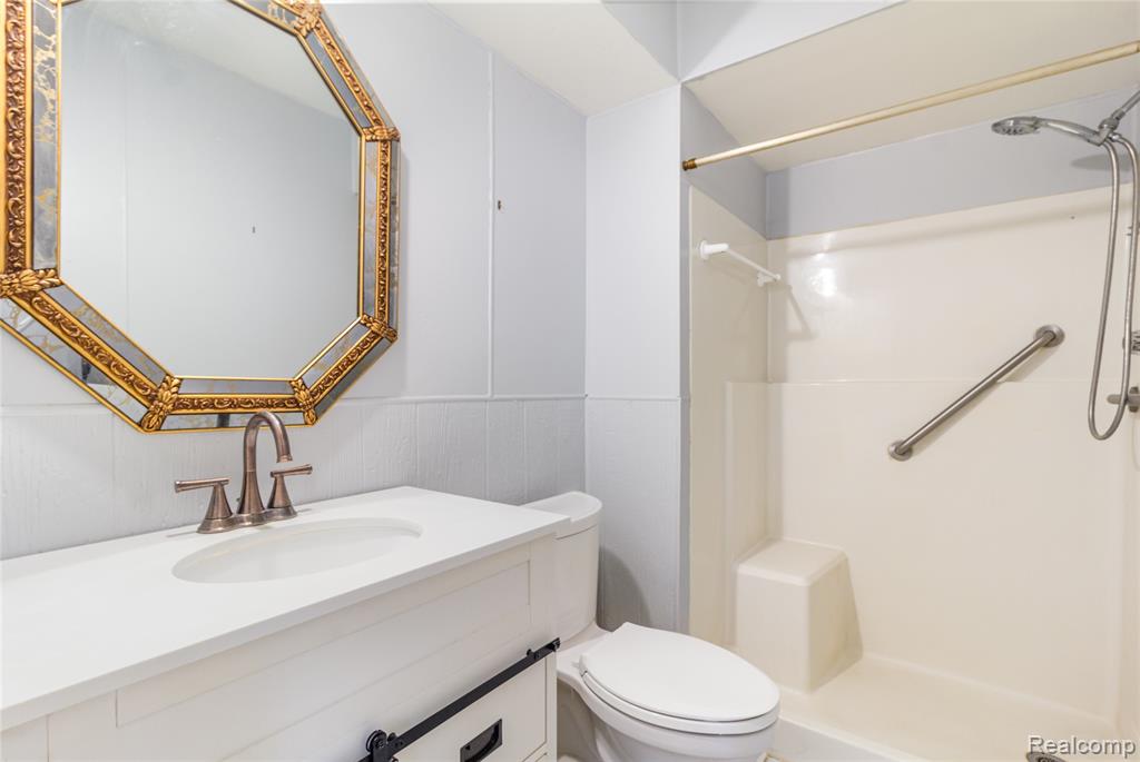 18453 Pellett Court, Fenton, MI 48430 — Photo 15