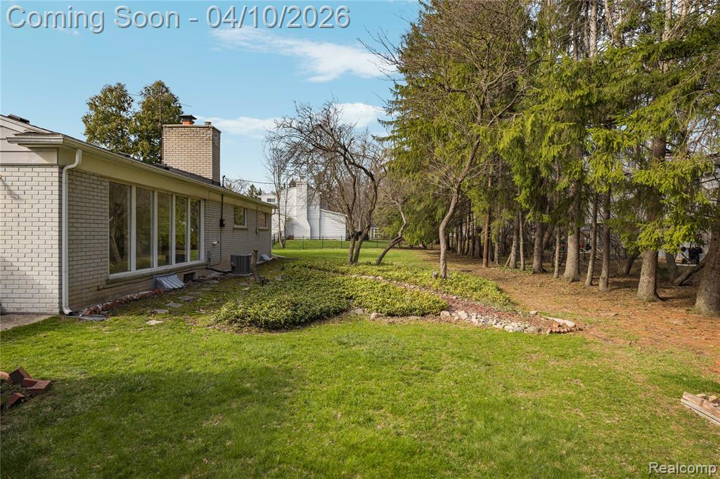 7077 Brookridge Drive, West Bloomfield, MI — Photo 39