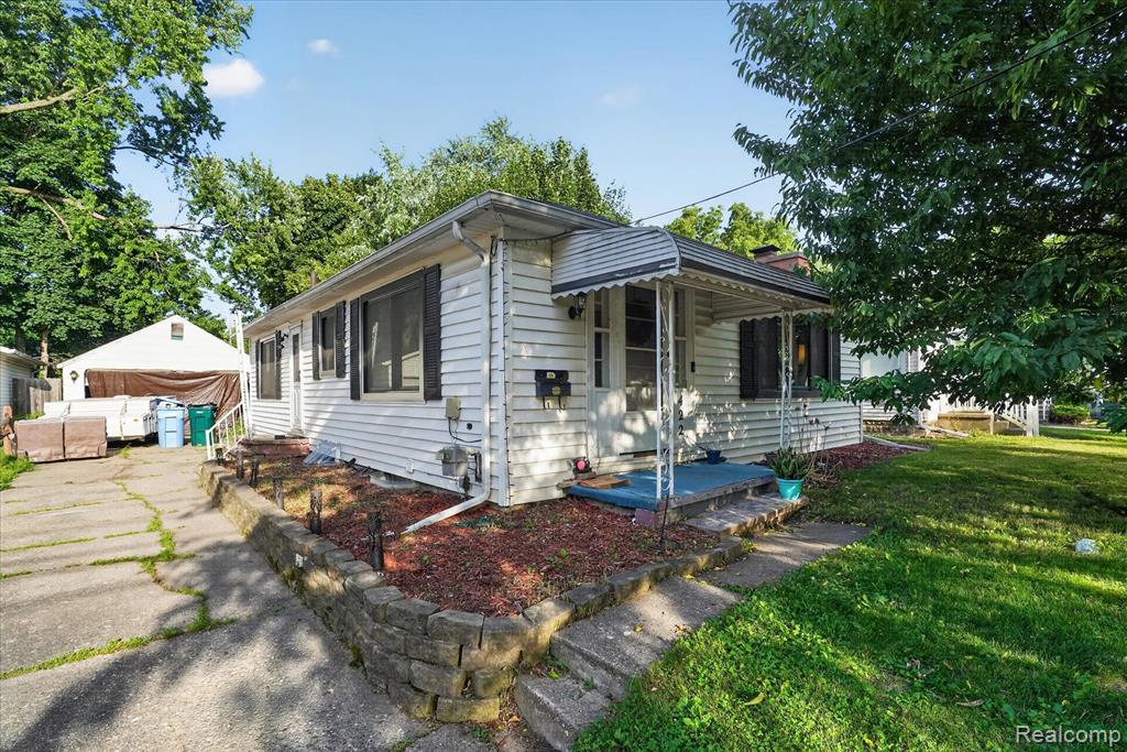 422 N Francis Avenue, Lansing, MI 48912 — Photo 37