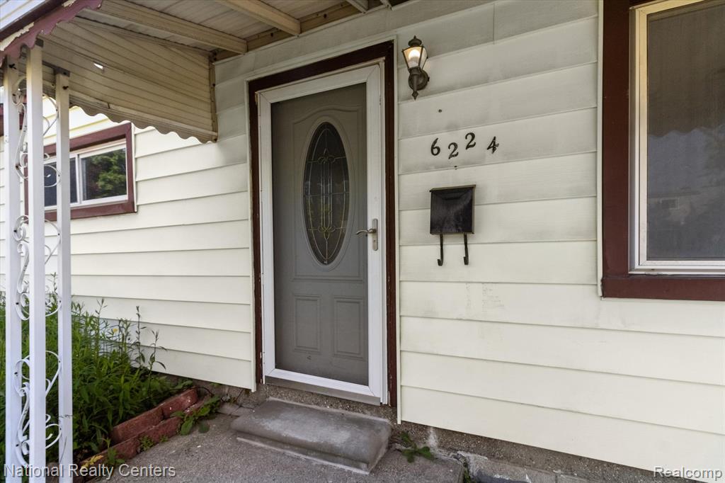 6224 Gilman Street, Garden City, MI — Photo 3