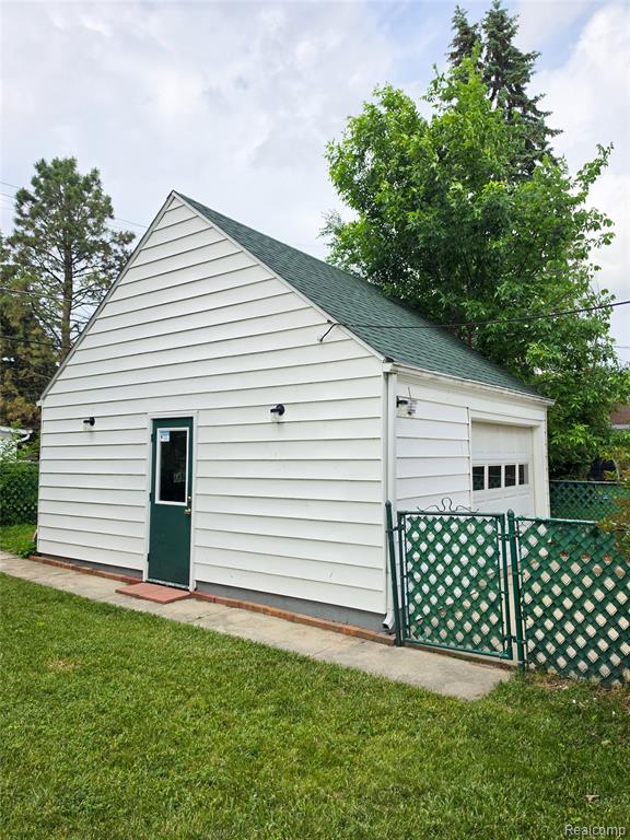 1333 Court Street, Port Huron, MI 48060 — Photo 6