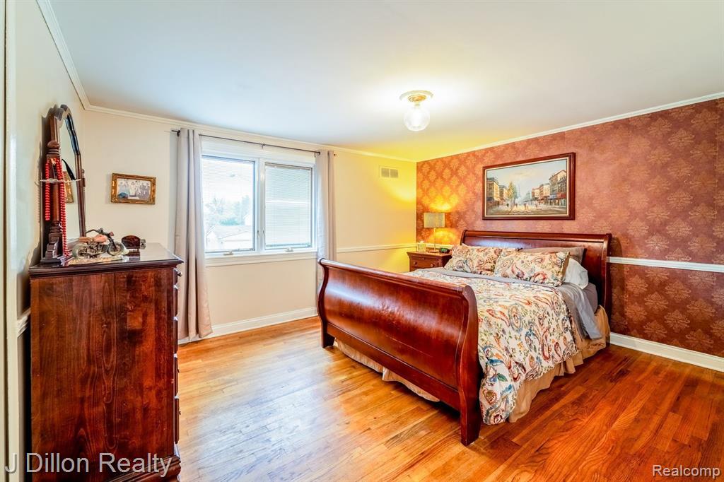 43682 LOMBARDY Drive, Canton, MI 48187 — Photo 46